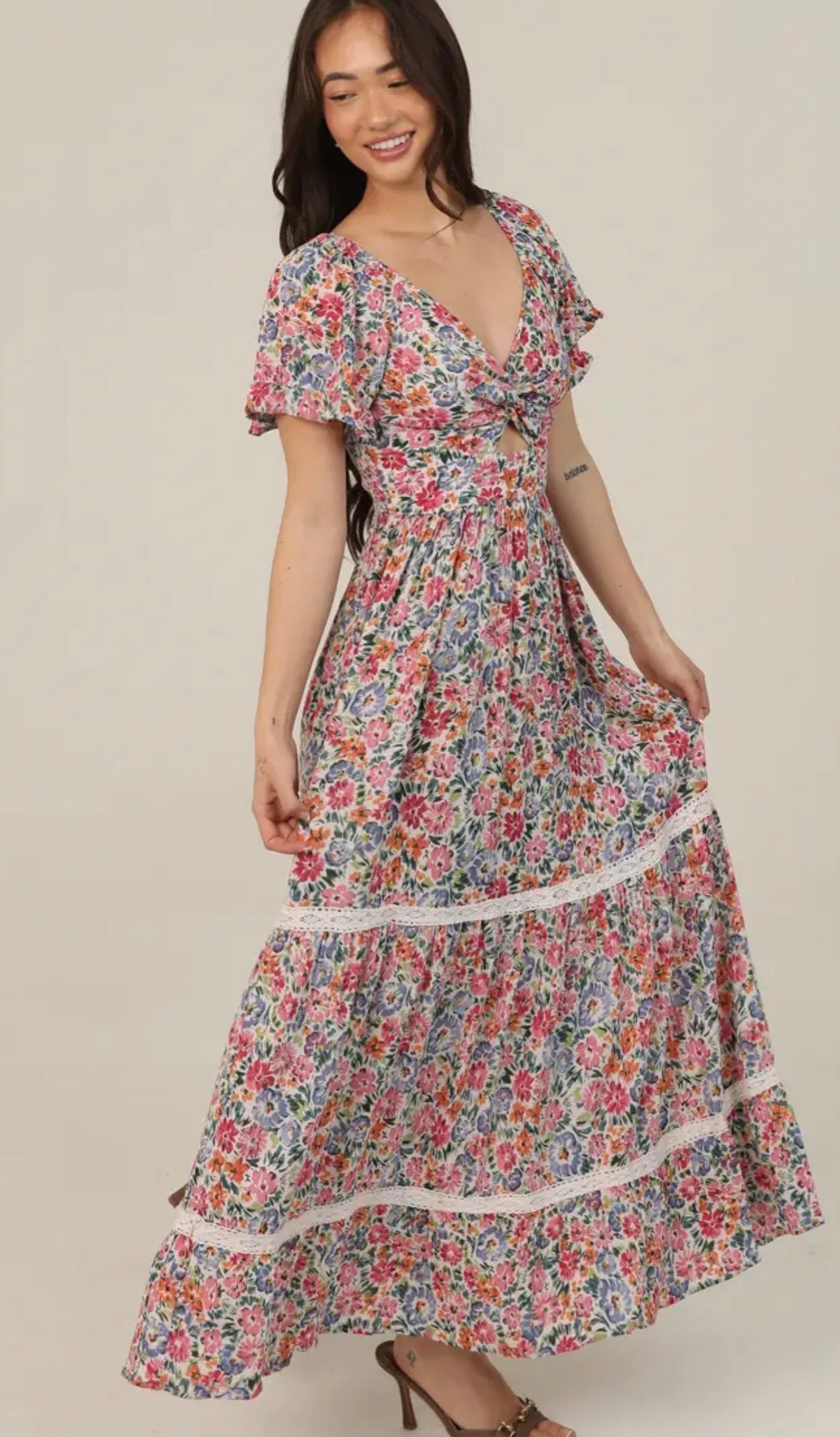 Clothing: S/M/L Women’s