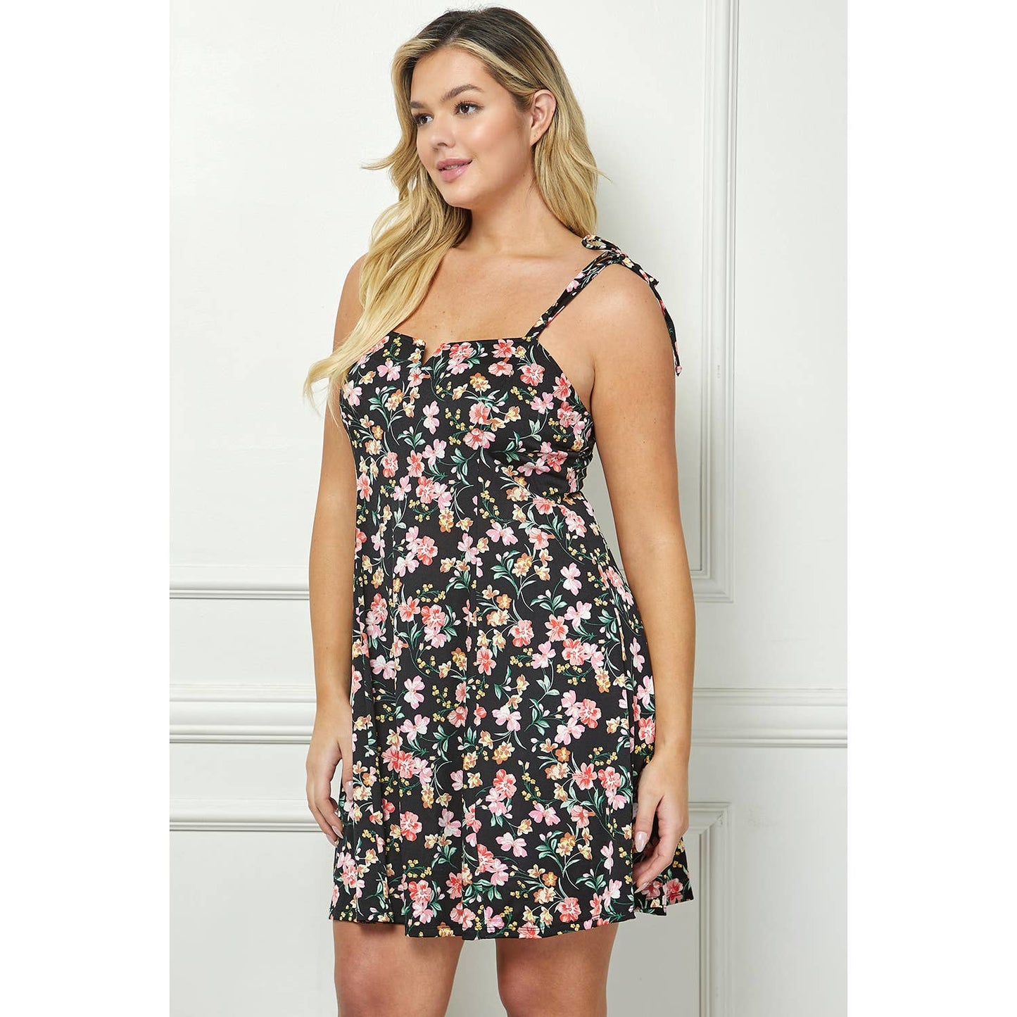 Curvy BLACK FLORAL FIT AND FLARE TIE SHOULDER DRESS