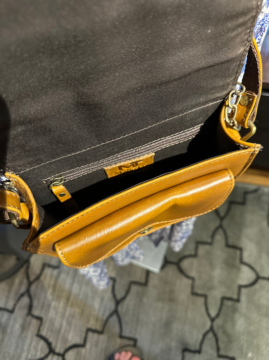 Brown Leather Crossbody/Shoulder Purse